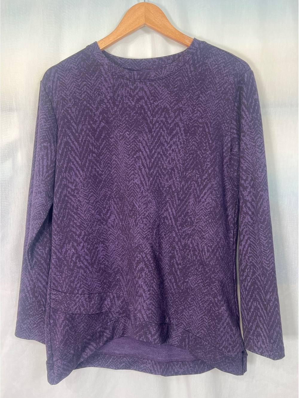 Tuff Athletics Long Sleeve Sweater Purple Women's Large